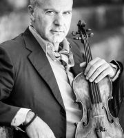 Massimo Quarta - violin